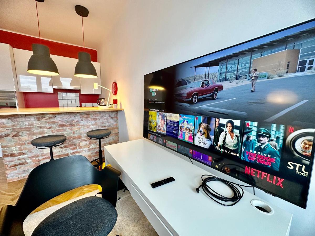 Super Beauty Metro Wifi 65'Tv Netflix Hbo Appletv+ Daire Varşova Dış mekan fotoğraf